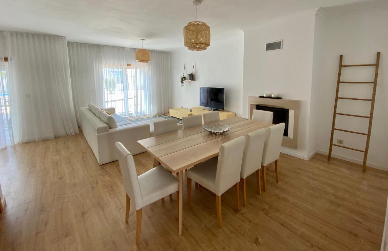Alice's House Nazare